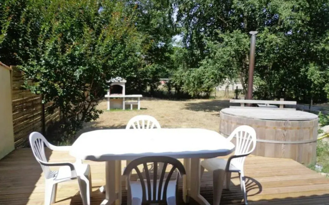 Gîte Saint-Julien-en-Born, 3 pièces, 4 personnes - FR-1-360-269