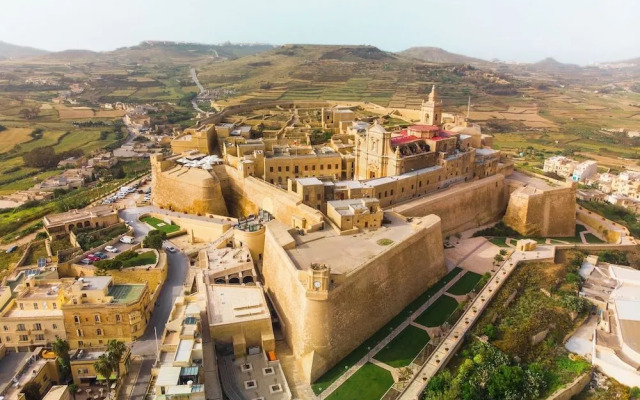 Twilight Gozitan Farmhouse With Pool