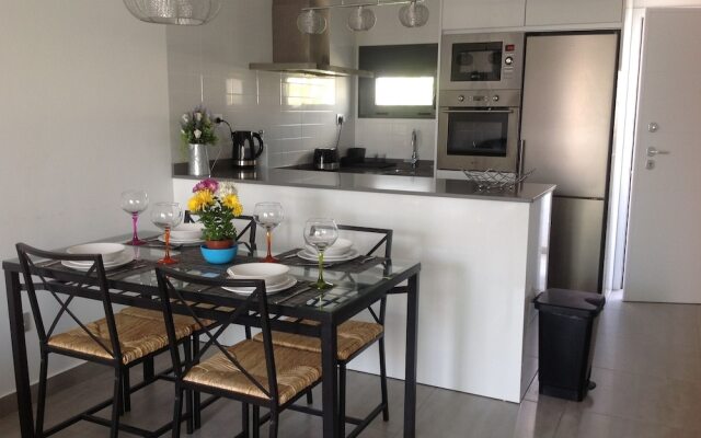 Lovely New Apartment With all Facilities