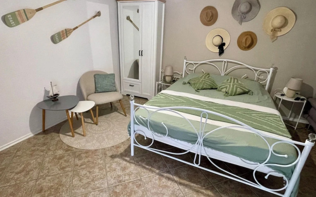 Holiday House Baska Hill