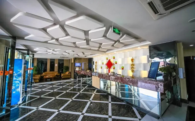 Durian Candy Hotel (Zhuji Diankou Town Passenger Station)