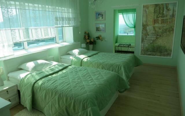 Vip House Hotel