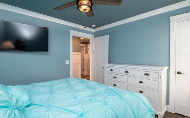 The Sandcastle by Oak Island Accommodations