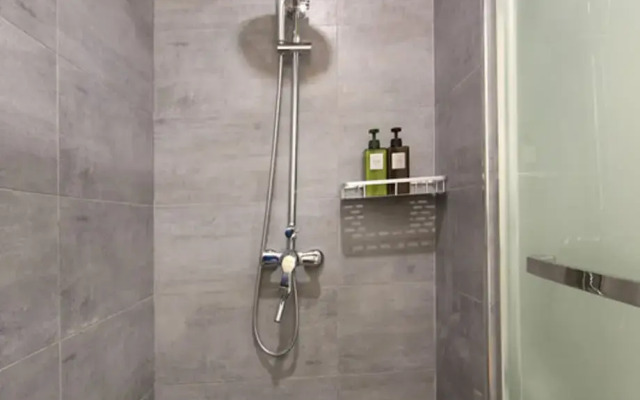 Wuyishan Old Street Hill Lodge