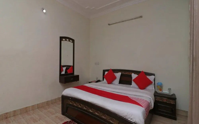 Oyo 29762 Hotel Meridian