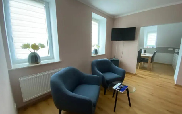 Schöne drei Raumwohnung. Hell,stilvoll, gemütlich.