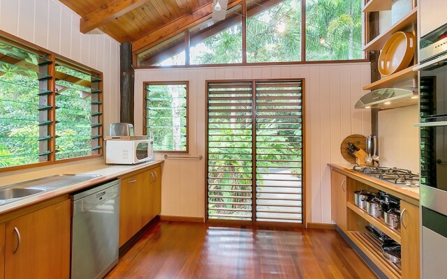 Wanggulay - Balinese Luxury in Cairns