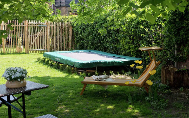 Quaint Holiday Home in Schagen with Garden