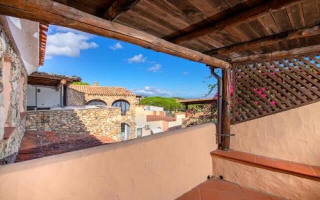 Piazzetta dei Pini LC-30