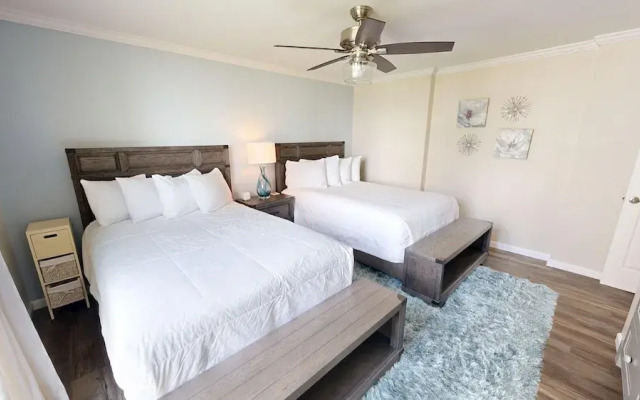 Shoreline Towers 3025 2 Bedroom Condo