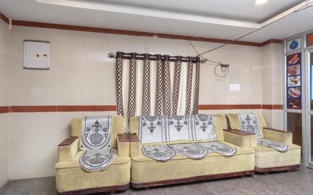 OYO Flagship 26862 Hotel Sri Shiva Shakti