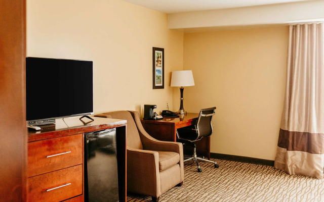 Comfort Inn Pomona near Fairplex
