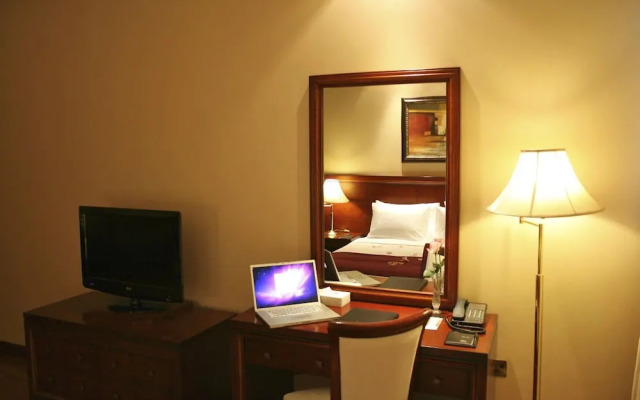 Trianon Royal Hotel