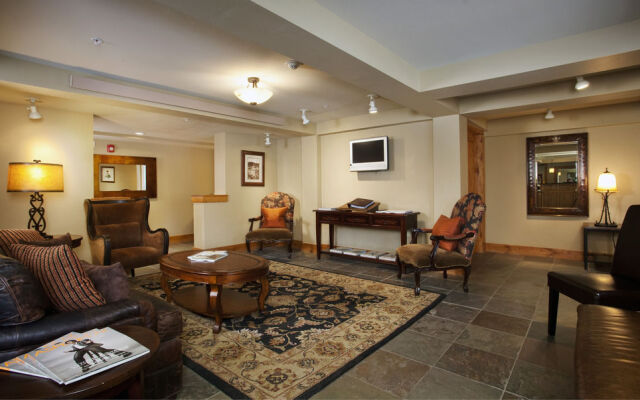 Lift One Condominiums