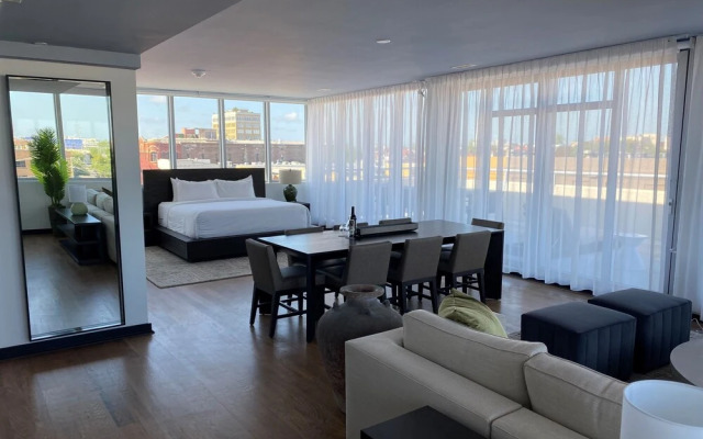 The Palmetto Hotel