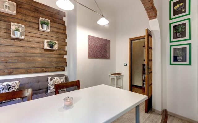 Corno 7 in Firenze With 2 Bedrooms and 1 Bathrooms