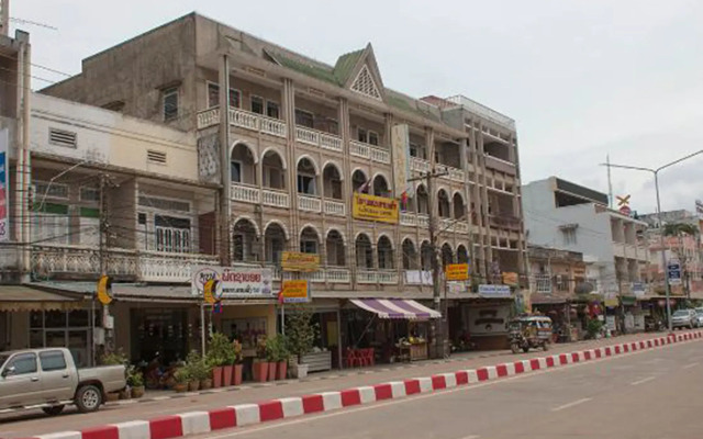 Lankham Hotel