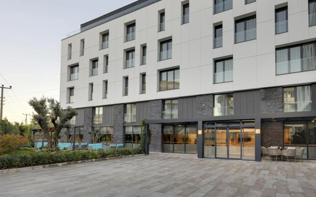 Leo suites Hotel