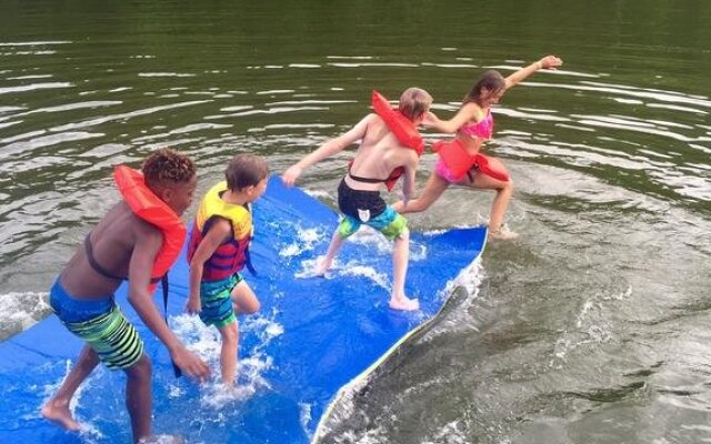 Holiday Shores Resort