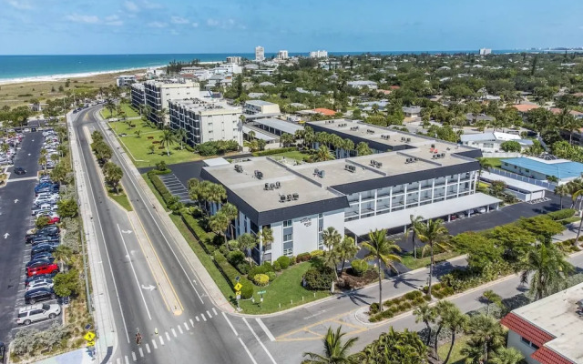 Beach Way With Ocean Views