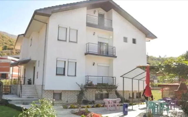 Vila Damaja