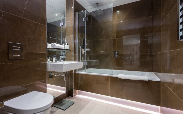 Modern 2 Bedroom Flat With Stunning Views