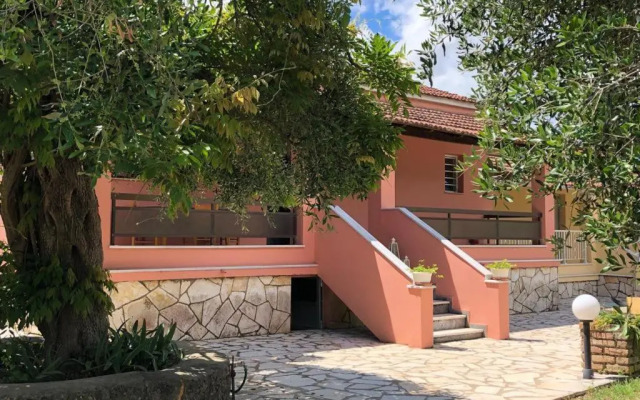 Nikoleta'S Corfu Apartments