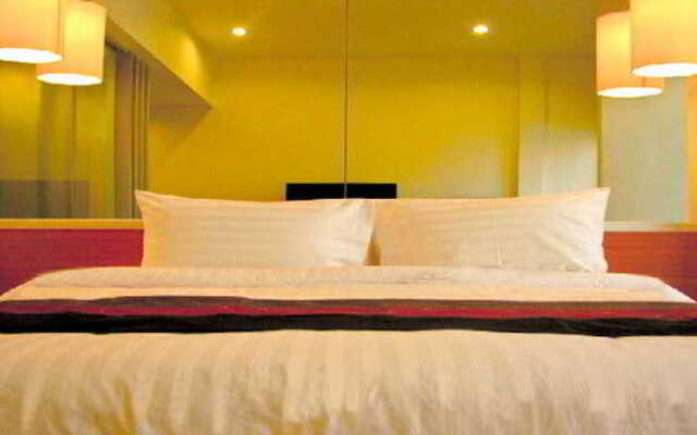 Sleep With Me Serviced Apartment