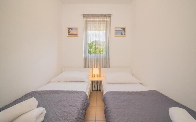 Awesome Apartment in Seline With Wifi and 2 Bedrooms