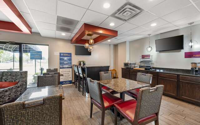 Best Western Plus Gen X Inn