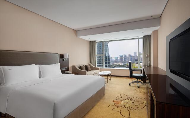 Holiday Inn Chengdu Century City - West Tower, an IHG Hotel