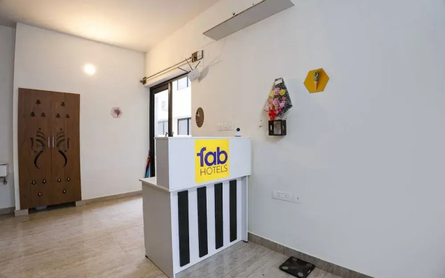 Fabhotel Continental Lebe Inn