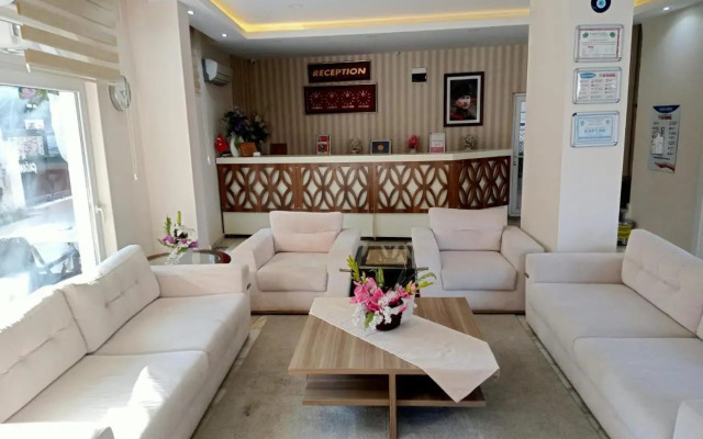 Ada Apart & Hotel