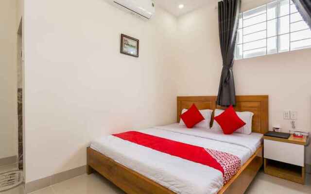 Marine Hotel & Apartment