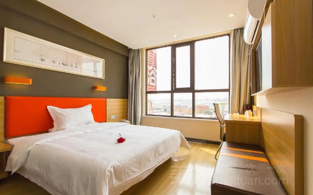 7Days Premium Zhengzhou Fantawild Green Expo Garden Branch