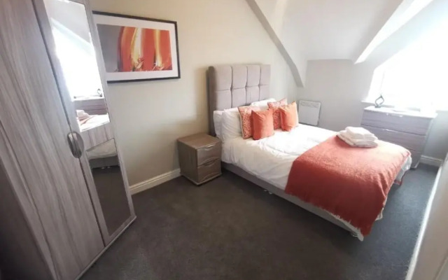CR Mersey View 1 Bedroom Apartment