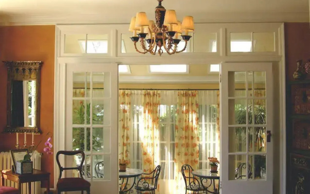 Villa Marco Polo Bed and Breakfast Inn