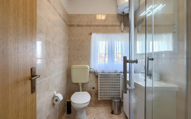 Apartment Ari - Pula, cozy with roof terrace