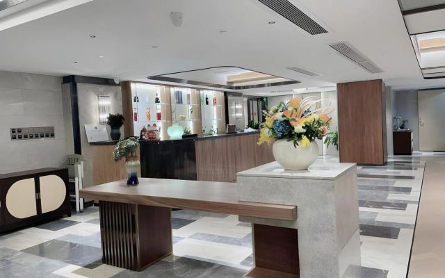 Shenzhen Hongfeng Hotel (Luohu Branch)