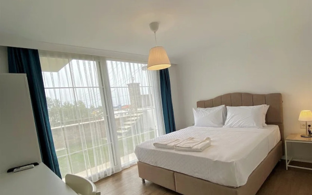 Cunda Kordon Otel