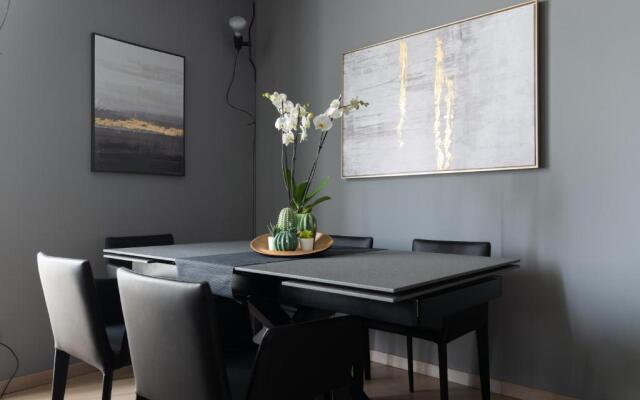 Pagano Grancini 6 - City Life Luxury Apartment