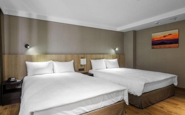 Four Points by Sheraton Yilan Jiaoxi