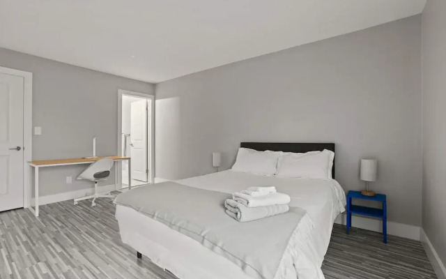 Comfy 2BR 2BA Unit in Pime Location