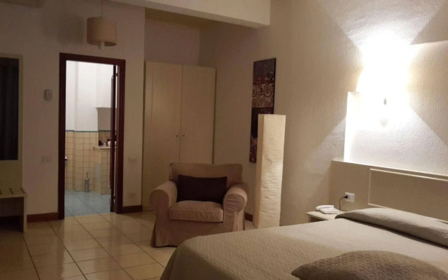 King's Residence Hotel