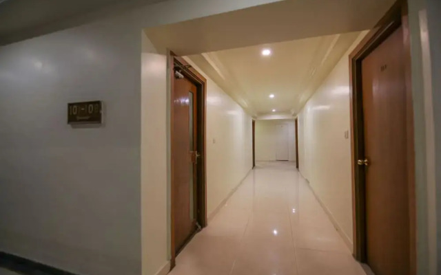 Oyo 10415 Hotel Prestige Princess