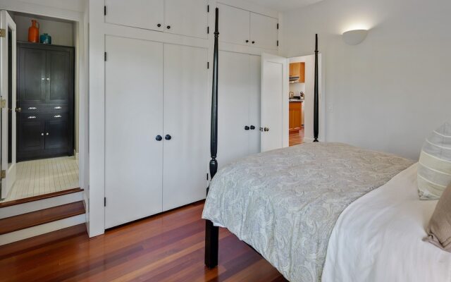 Flicker Hill 1240 by RedAwning