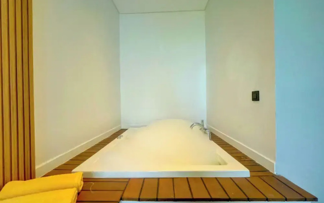 Saturn-4 PLANET LUXURY VILLAS