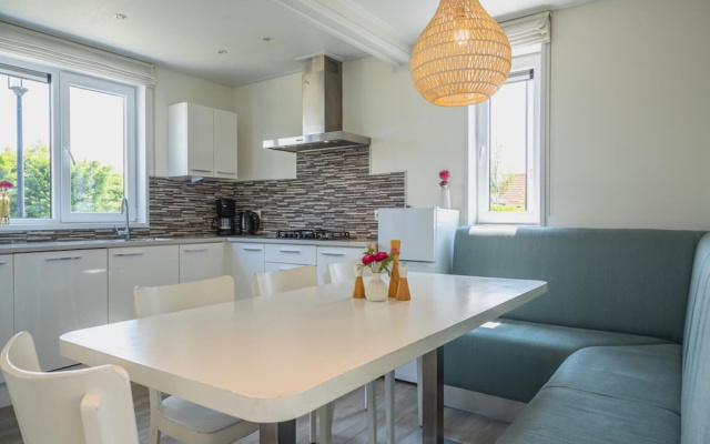 Modern, Spacious, Detached Holiday Home, Near Alkmaar