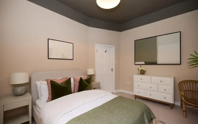 The Maida Hill Hideout - 2bdr Flat With Courtyard