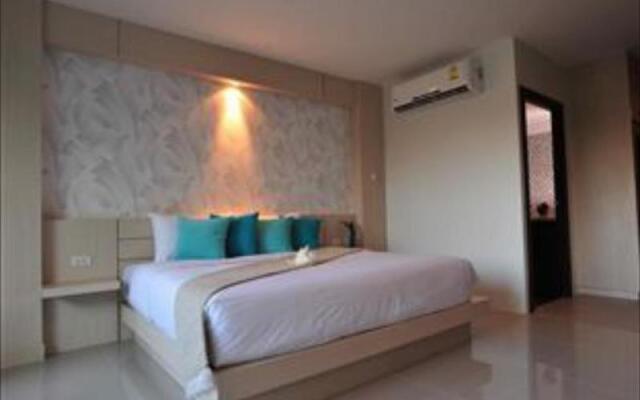 Chalong Beach Front Residence